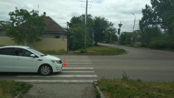 В Минеральных Водах под колеса иномарка попала супружеская пара